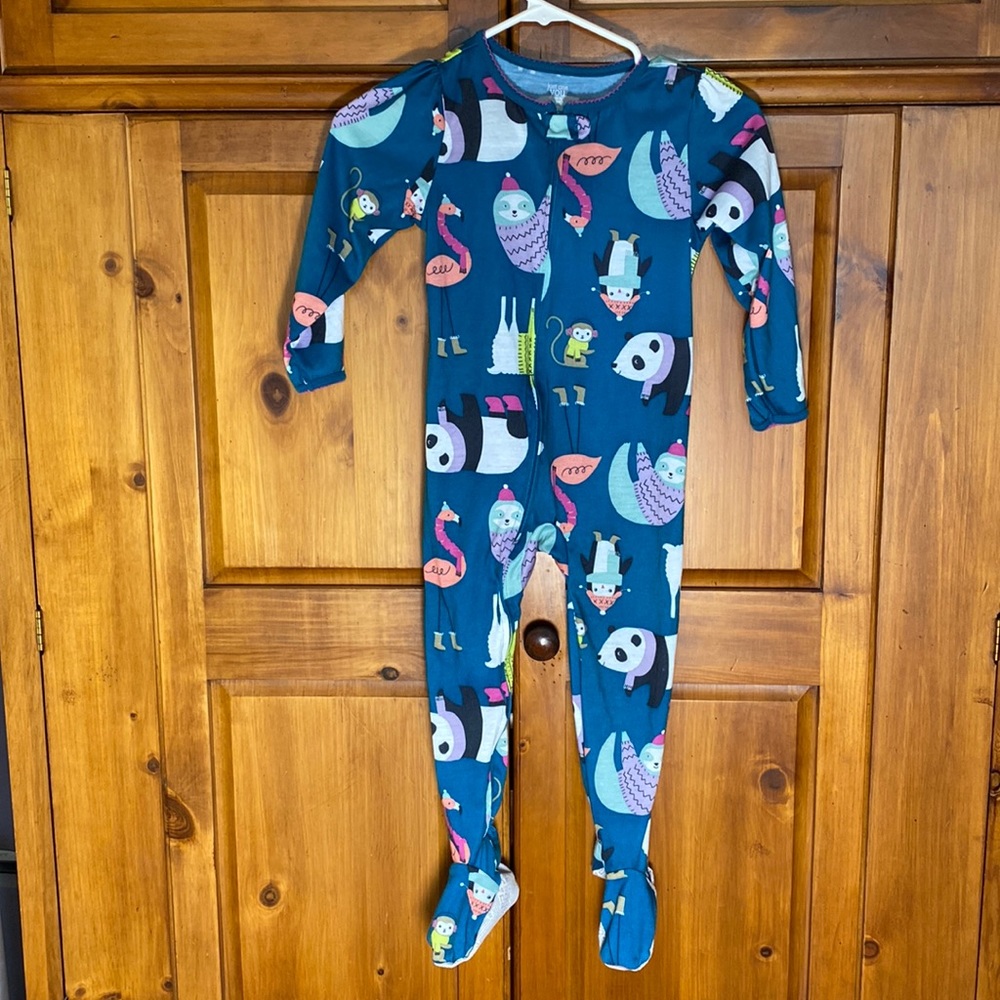 New Carters Girls Fitted Pajamas With Animals
